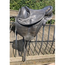 Barefoot Cheyenne Black Size 1 with Barefoot Saddle Pad (Second-hand) 