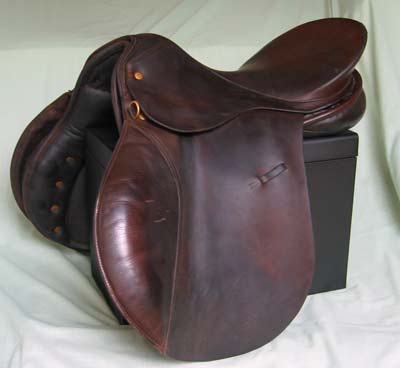 Leather GP saddle